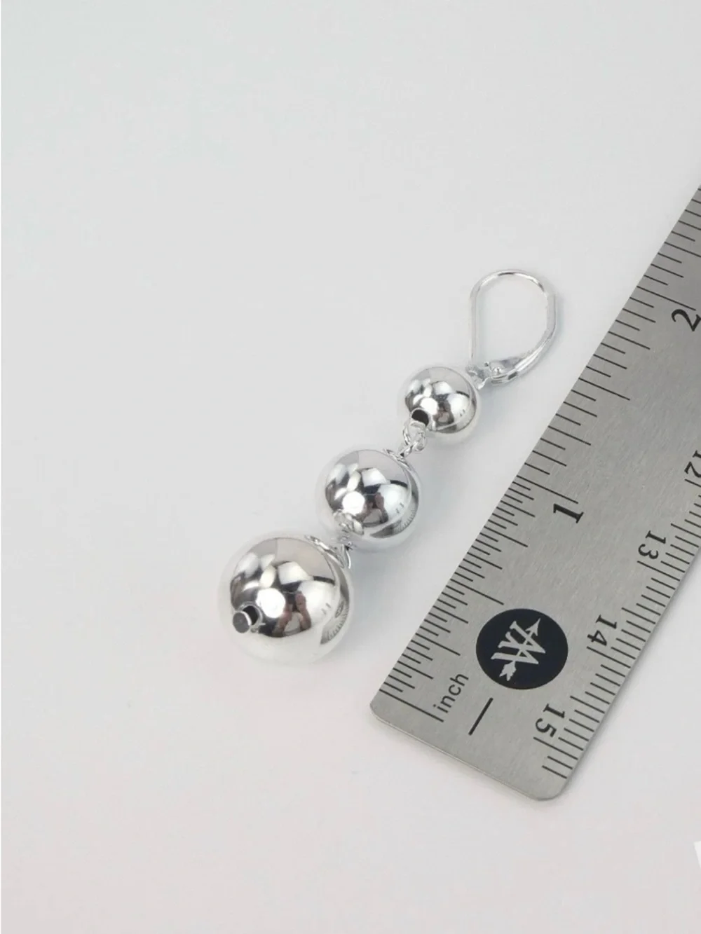 Sterling Silver 925  VTG  Three Linked Hollow Ball Graduate Long Drop Earrings